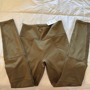 Fabletics ribbed green leggings NWT